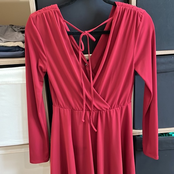 Red BCBGeneration Long Sleeve Tie Back VNeck Dress Size XS - Picture 3 of 5